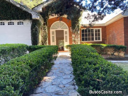 Casa de un nivel en Km 22 CAES