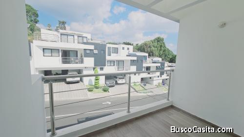 EN RENTA CASA RESIDENCIAL EN SAN CRISTOBAL 