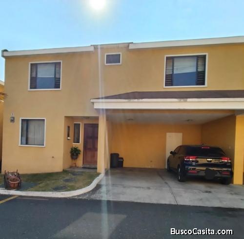 Casa En Venta En Bosques De San Marino, San Cristóbal; Idi: 142037