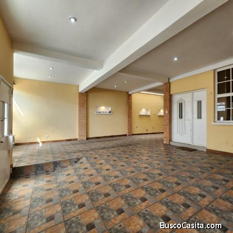 Casa En Venta Zona 10 De Mixco, Colonia La Corona; Idi: 142112