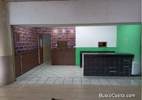 Renta Local Área Food Court Sobre Carretera San Lucas; Idi: 126605