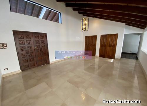 Casa en Alquiler Zona 10, 3 Habitaciones, 650 m2, US$4,200