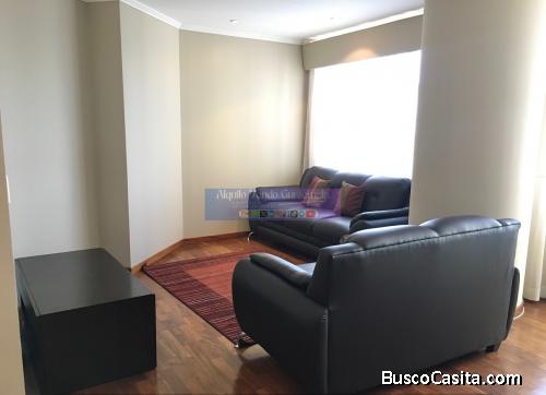 Apartamento Amoblado en Alquiler Zona 14, 2 Habitaciones, 132 m2, US$1,100