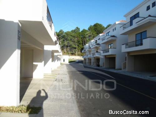 VISTAS DE SAN ISIDRO CASA EN RENTA ZONA 16