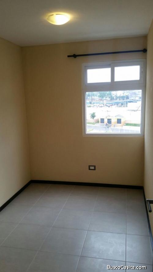 RENTO HABITACON DELUXE ZONA 16 LA MONTAÑA