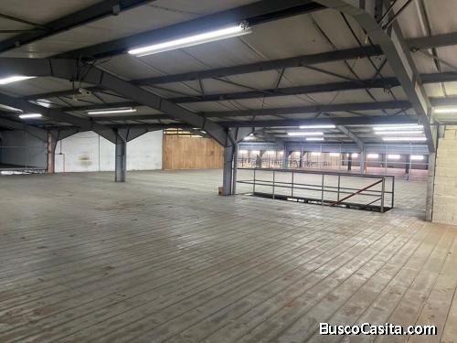 RENTO BODEGA ZONA 2 MIXCO COTIO POR LA ROOSEVELT