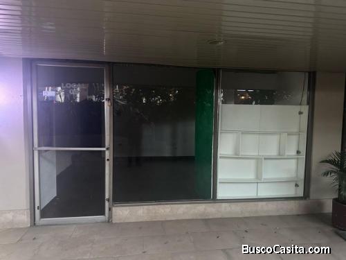 LOCAL EN RENTA 25 MTS ZONA 10