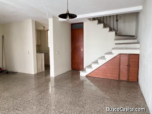VENTA DE CASA EN CONDOMINIO BOUGANVILIAS ZONA 16