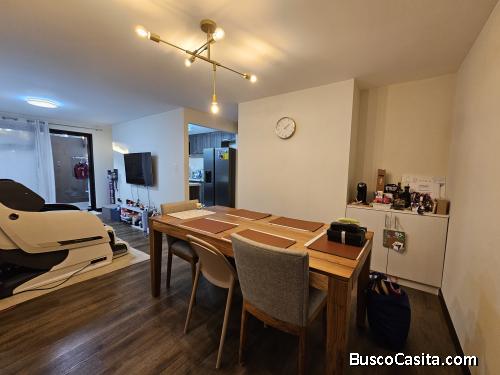 Citymax-Advance, vende amplio apartamento en Edificio Di Fiori zona 7.