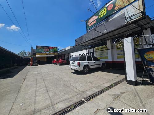 PLAZA CON TRES LOCALES EN VENTA CARRETERA AL ATLANTICOMUNDO INMOBILIARIO