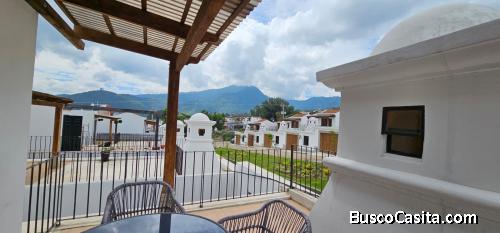 EN VENTA CASA RESIDENCIAL AMOBLADA EN CIUDAD VIEJA 