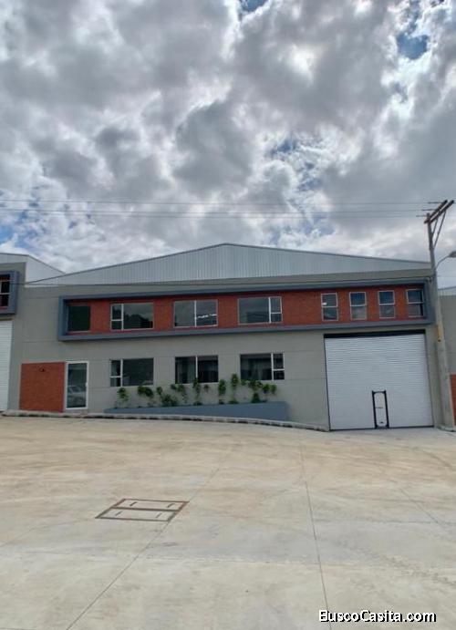 Ofibodega en renta en industrial El Naranjo, zona 4 de Mixco