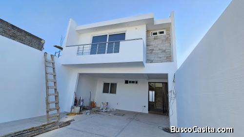 CASA MODERNA EN PRE-VENTA EN SAN CRISTOBAL 
