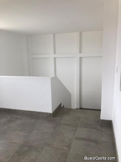 Ofibodega en Renta en Industrial Naranjo zona 4 Mixco