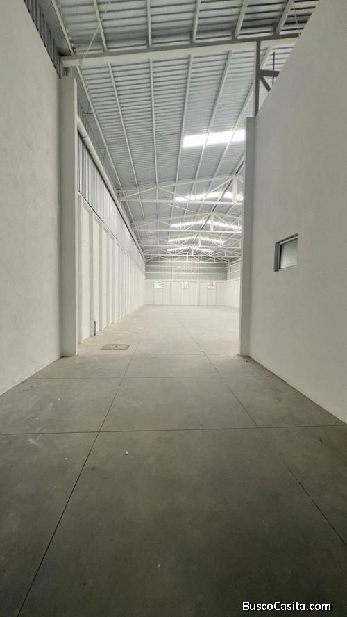 Ofibodega en Renta 1048M2 Km23.5 Campestre Industrial