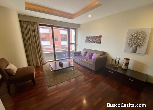 Apartamento Amoblado en Alquiler Zona 10, 1 Habitación, 85 m2, US$1,000