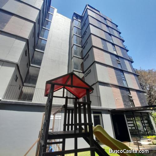 Amplio Apartamento en Renta en Kanajuyú zona 16