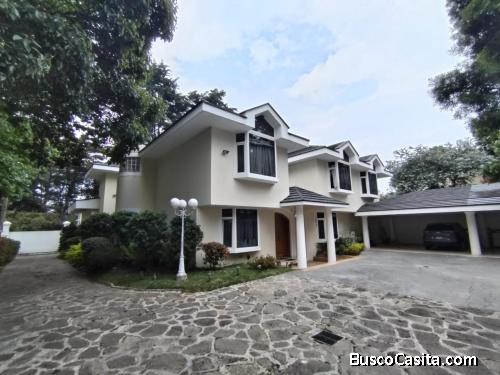 LUJOSA CASA EN VENTA EN CARRETERA AL SALVADOR, KM 18.5