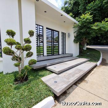 Venta de Casa en Condominio El Sausalito Fraijanes