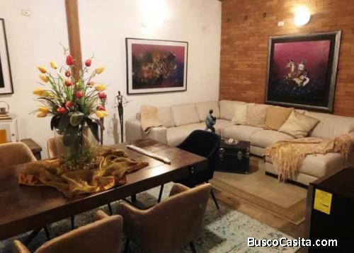 CASA EN VENTA EN CALZADA ROOSEVELT