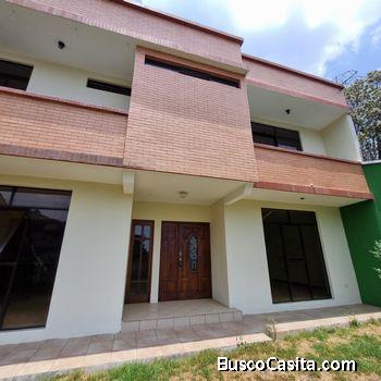 CITYMAX DIAMOND VENTA Amplia casa en condominio Las Hojarascas