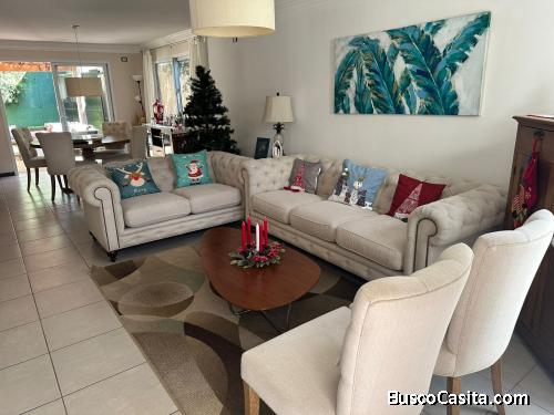 Preciosa Casa en Venta, en Carretera a El Salvador !!