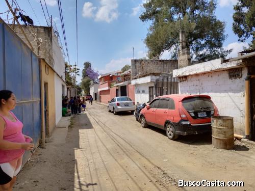 !! VENDO TERRENO CON CONSTRUCCIONES !! En Los Alamos, San Miguel Petapa, Guatemala.