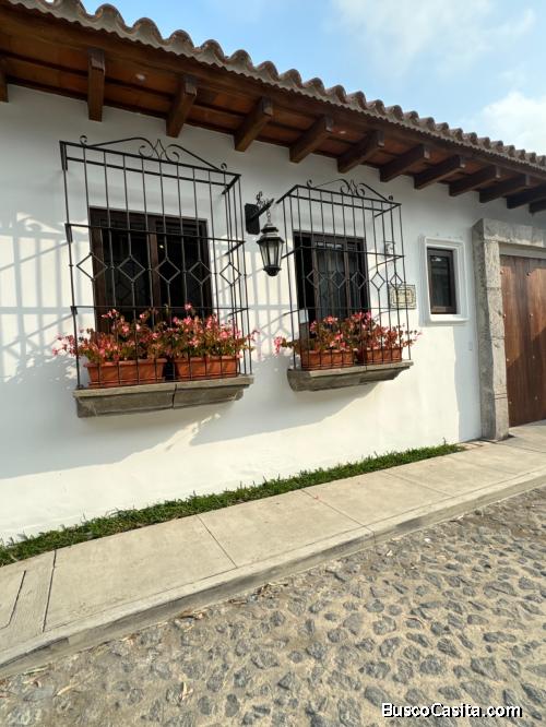Venta de Casa en Exclusivo Condominio Residencial en Ciudad Vieja Sacatepequez