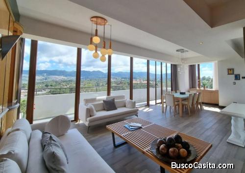 EN RENTA, PENTHOUSE AMUEBLADO ZONA 16, COND. SAN ISIDRO 2021