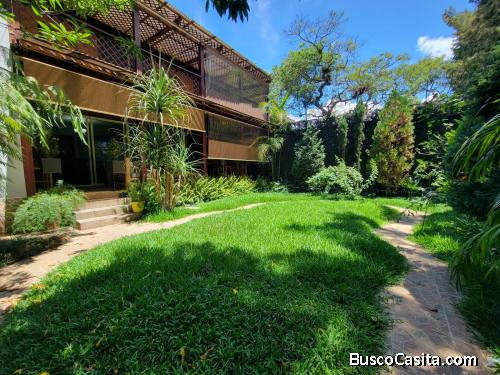 CASA EN VENTA EN RESIDENCIAL EXCLUSIVO DE FRAIJANES 