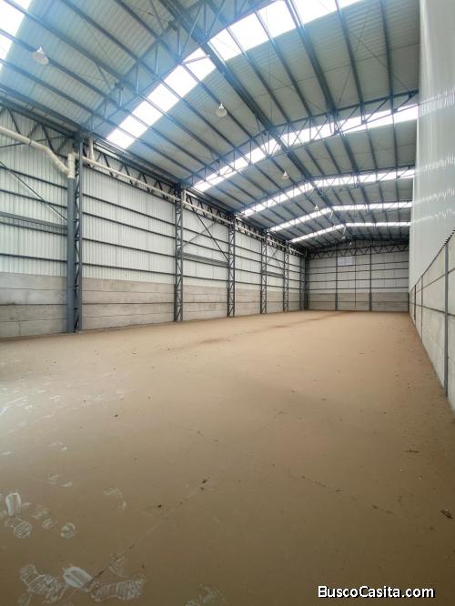 RENTO OFIBODEGA KM. 28 CA 9 AMATITLA