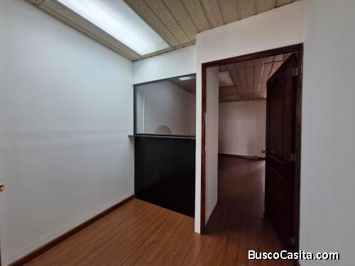 OFICINA EN RENTA ZONA 10