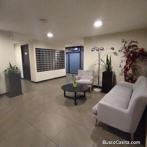 Apartamento en RentaVenta en céntrico edificio zona 9