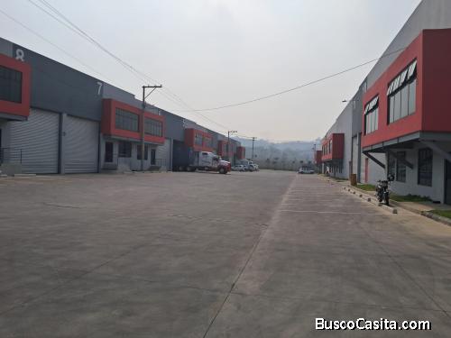 Alquilo Ofi-Bodega Parque Industrial Planes de Barcenas 