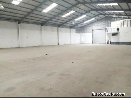 Alquilo Bodega en Amatitlan 