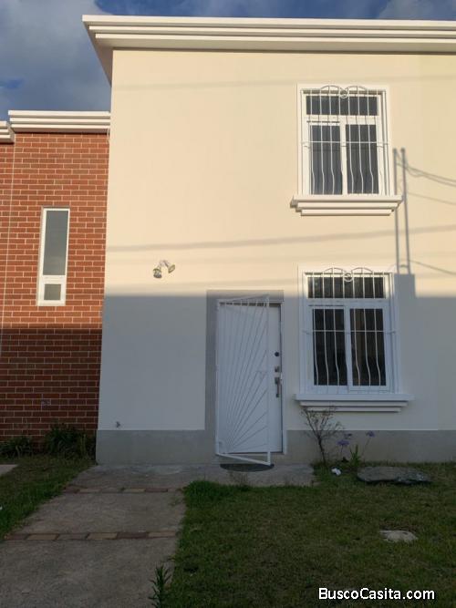 casa en venta en condominio las Mercedes en Residenciales San Jose Pinula