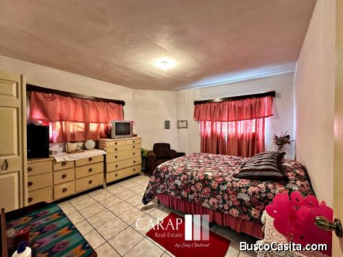 Se vende casa ubicada a 4 cuadras del parque de  San Lucas Sac., es de esquina.