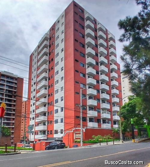 Apartamento sobre la Avenida Las Americas