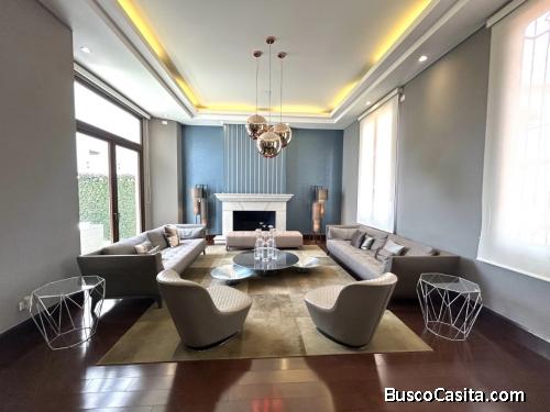 PRECIOSA CASA EN RAMBLAS DE CAYALA ZONA 16 