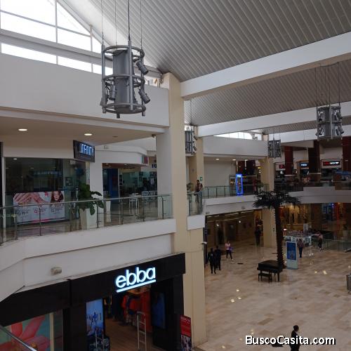 LOCAL EN VENTA EN C.C. PRADERA ZONA 10