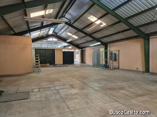 En Alquiler bodega en Condominio de Zona 10