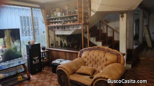 Venta de casa en Condominio de zona 13