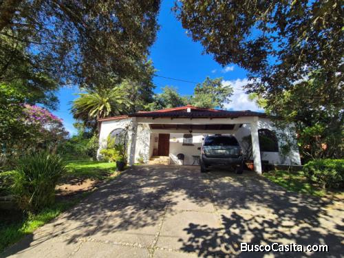 Venta de casa de un nivel en Fraijanes