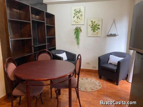 En Renta hermoso Apartamento Amueblado en Zona 9
