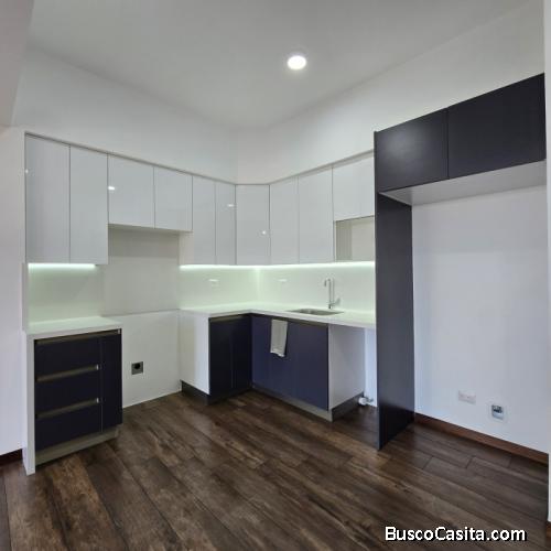 Hermoso Apartamento en Edificio Brunello