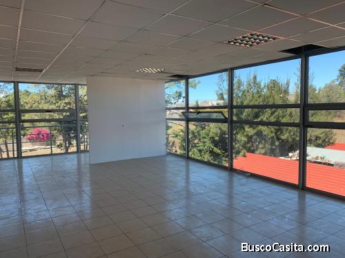 Oficina en Edificio en Renta en Km. 16 Carretera al Salvador