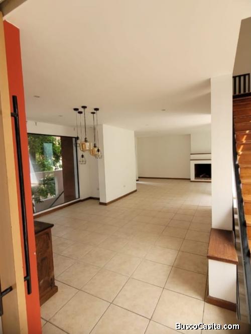 Casa en Renta en Carretera a El Salvador 