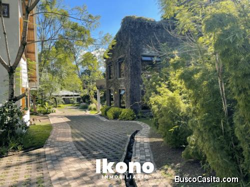 En venta, casa de dos habitaciones en Santa Lucía Milpas Altas