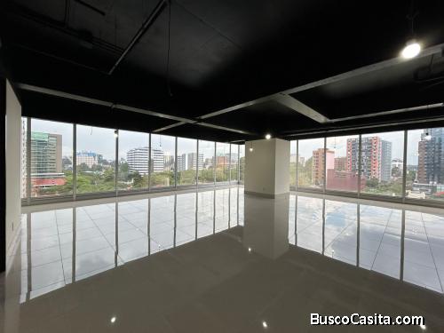 En renta Oficina en Edificio, zona 10