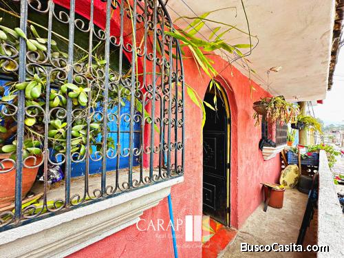 Se vende casa para remodelar en San Bartolome Becerra a 15 minutos del casco de La Antigua Guatemala
